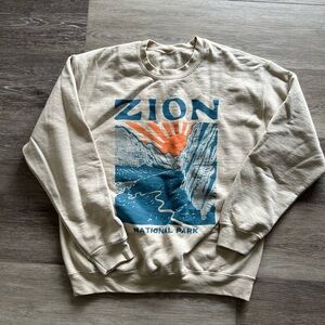 Zion National Park Beige Crewneck Sweatshirt
